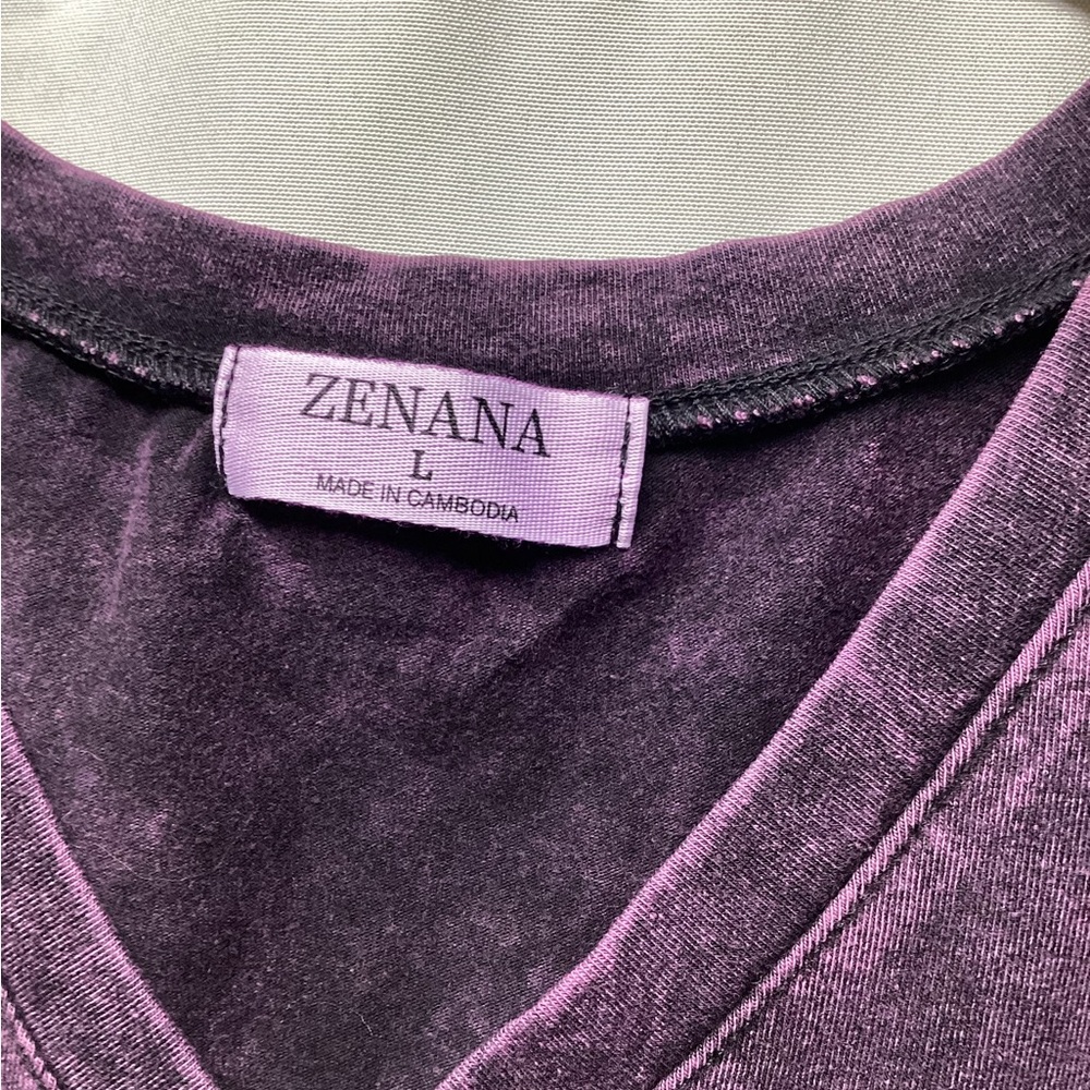 Zenana purple mineral wash relaxed fit v-neck tank. Size Large - Picture 7 of 9